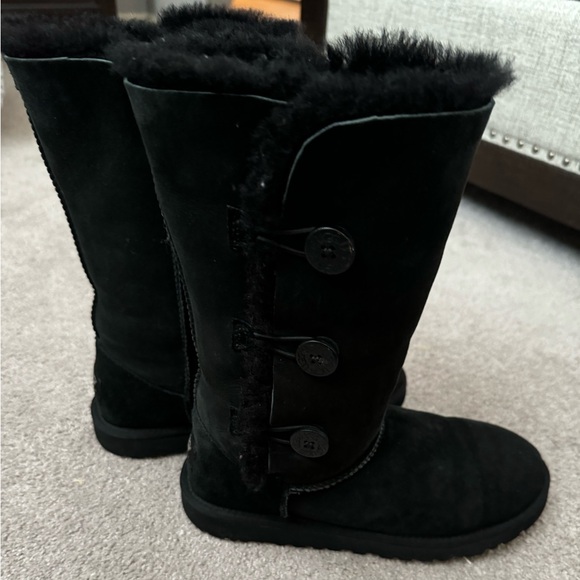 Bailey Button Uggs - Picture 8 of 12